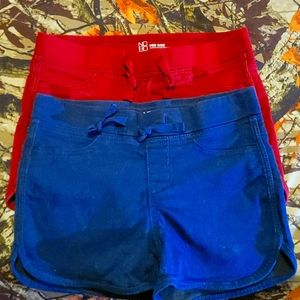 Cute gently worn mid rise  girls shorts.